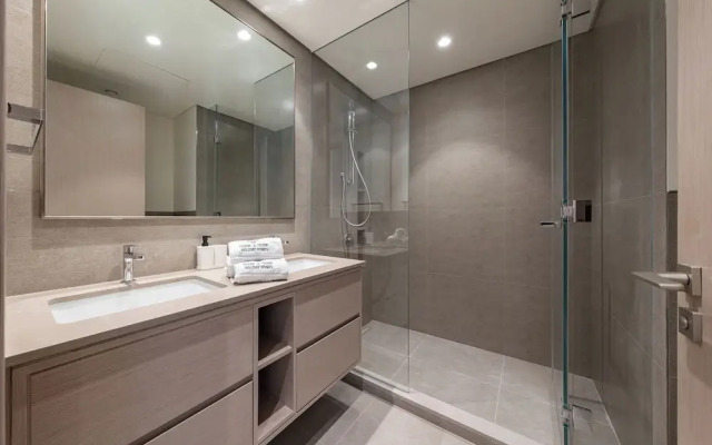 Luxury Stay with Burj views - 607