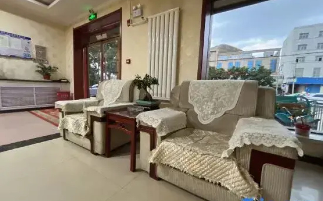 Yuzhong Hongshan Express Hotel