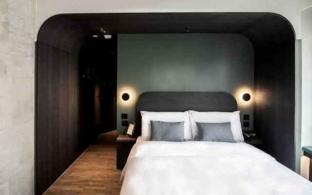 Hillwood House Hotel