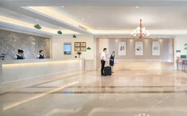 Century Hotel