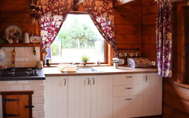 Cozy Holiday Home, Junoszyno