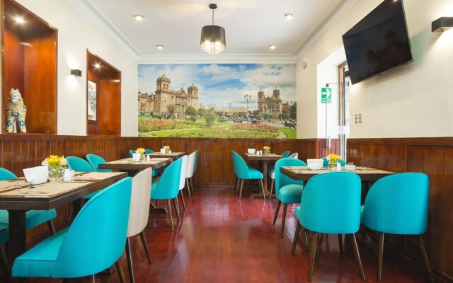 Sacha Hotel