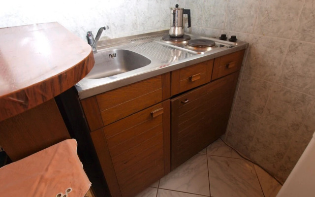 Apartment 1057