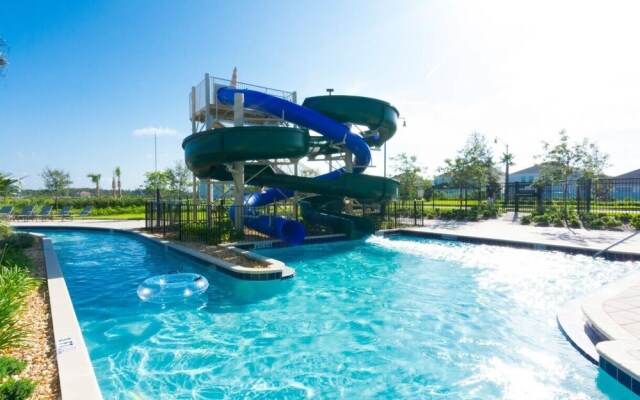 Tvpm-4263pd/sl 5 Bedroom Townhouse by RedAwning