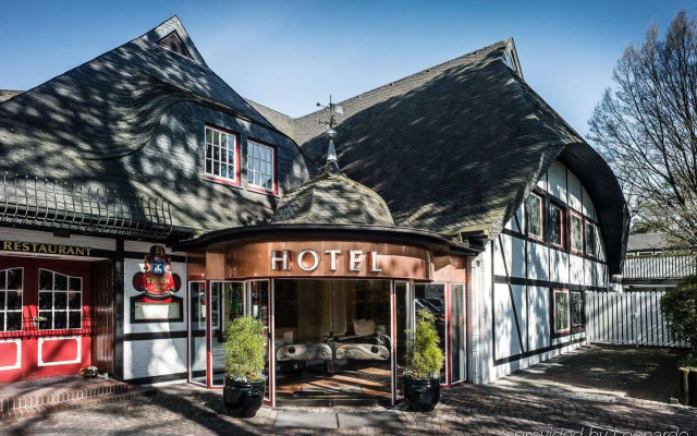 hotelImage