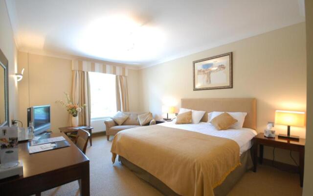 Oriel Hotel