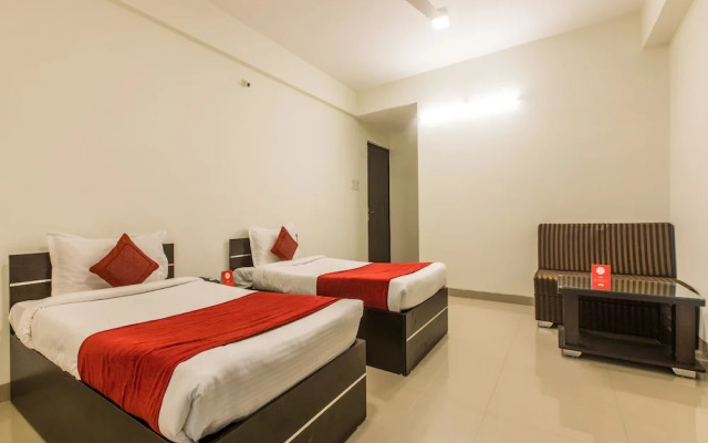 FabHotel Ten Eleven