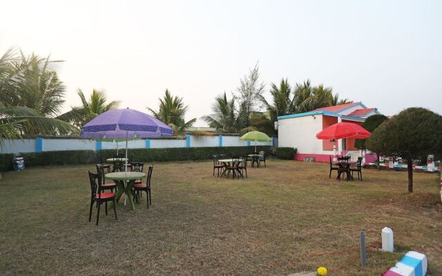 OYO 26822 Golden Sea Queen Beach Resort