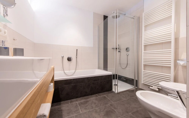 Lapis Monti - Apartments & Suites