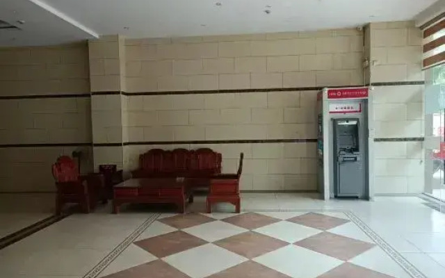 Qiongzhong Senquan Hotel