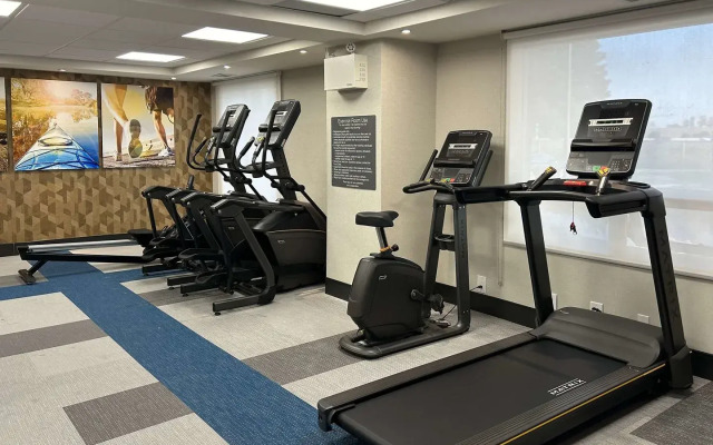 Comfort Inn and Suites Ingersoll