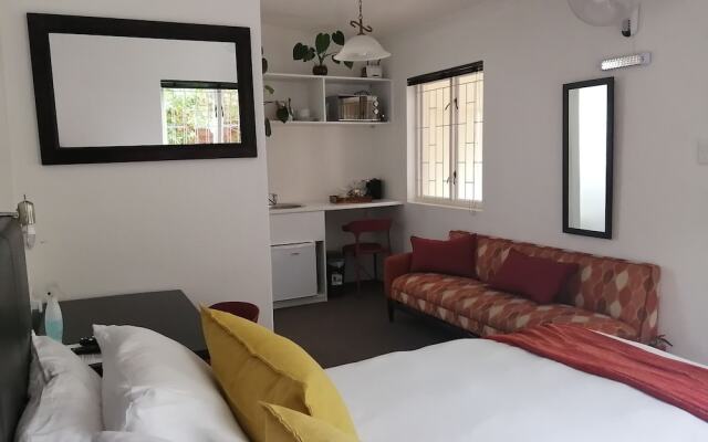 6 On Kloof Guest House