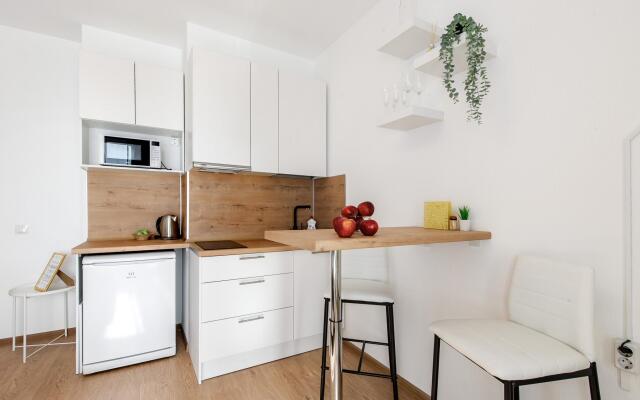 ApartMe на проезде 1-й Предпортовый