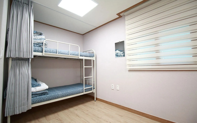 Busan Banggabangga Guest House