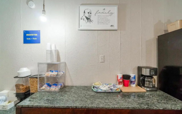 Economy Inn By OYO, Lamesa TX