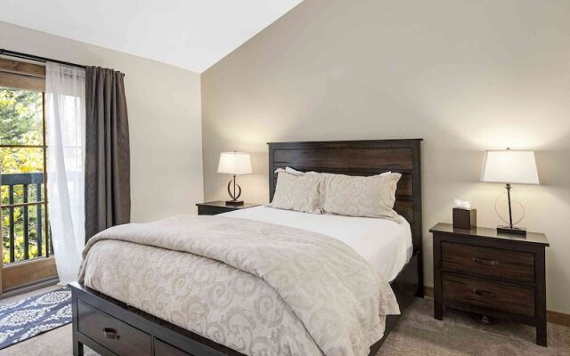 Timberfalls 1005 3 Bedroom Condo by RedAwning