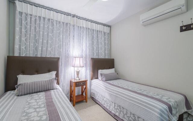 San Lameer Villa Rentals 10901