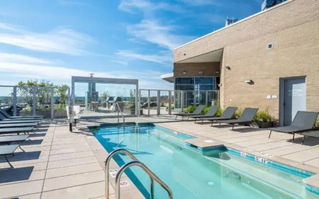 Global Luxury Suites at Woodmont Triangle South