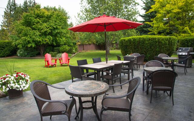 Best Western Sicamous Inn