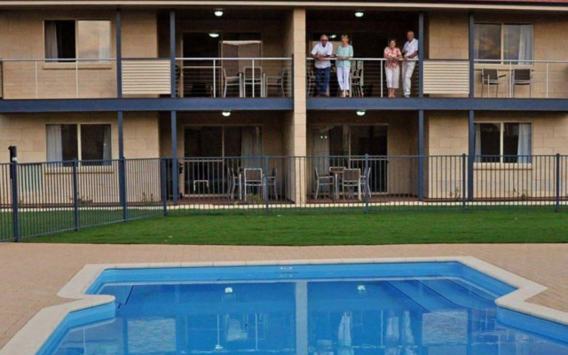 Pinnacles Edge Resort