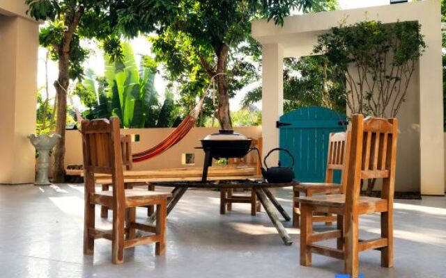 Xixi Courtyard Homestay