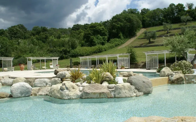 Quaint Holiday Home in Arcidosso With Swimming Pool