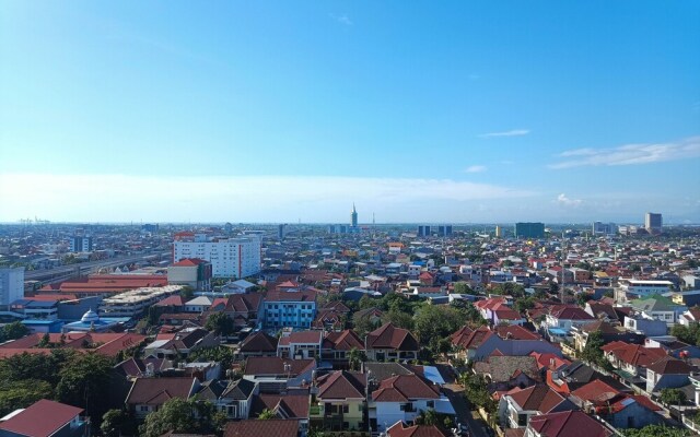 Nice And Modern 2Br At Royal Makassar Apartment