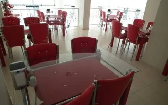 Hotel Mirva