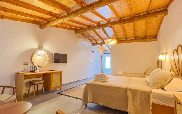 Parla Otel Kucukkoy