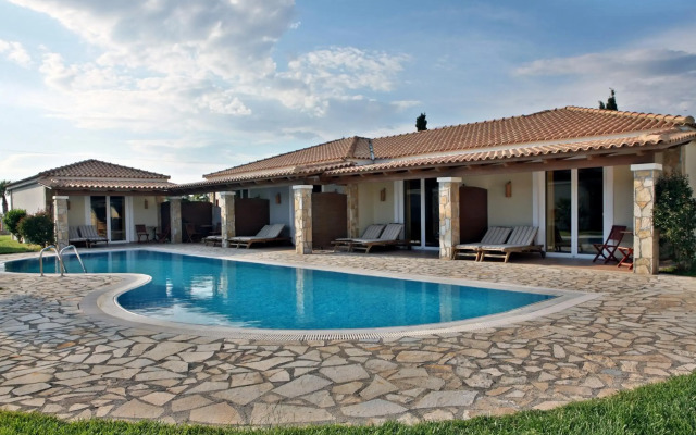 Olympia Golden Beach & Spa