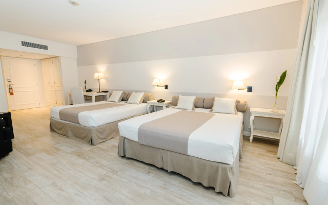 Loi Suites Recoleta Hotel