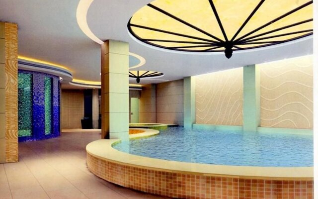 Zhonghong Business Hotel