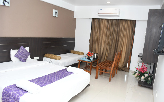 Hotel Pushpak Resort