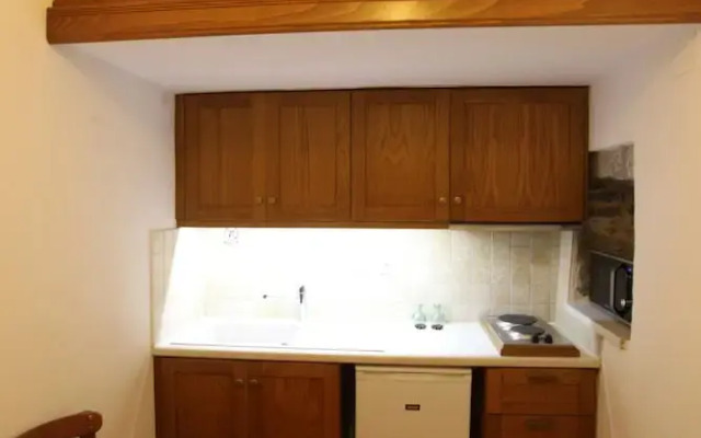 Stoes Traditional Suites