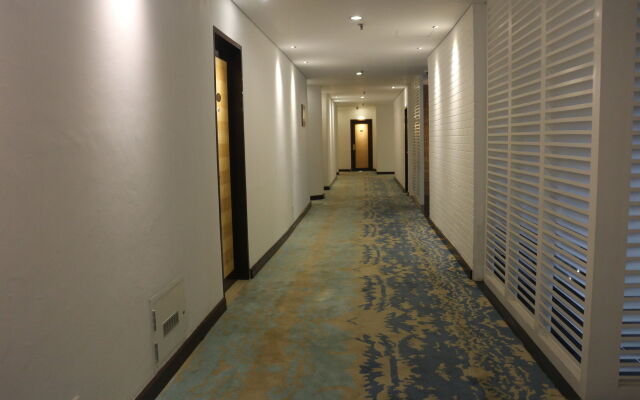Hotel Melawai 2