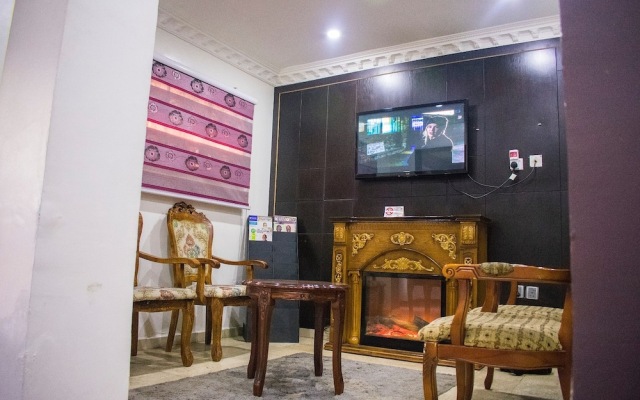 Maidaville Hotel and Suites