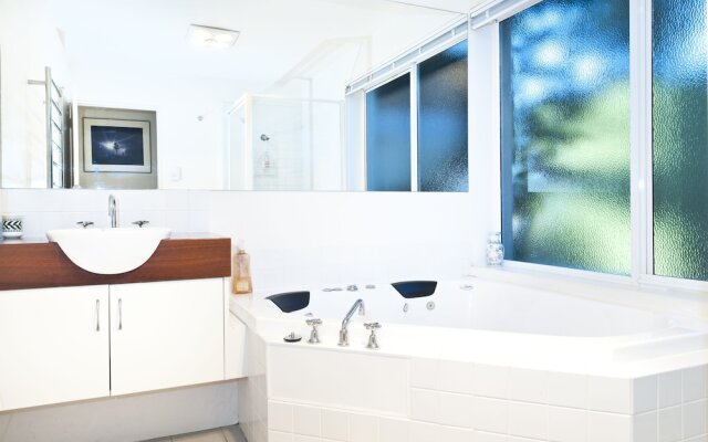 567 Sandy Bay