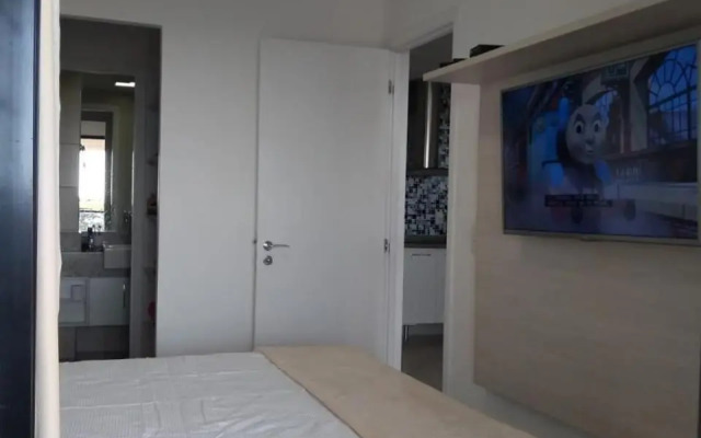 Alugo Temporada apartamento frente ao mar de Fortaleza.