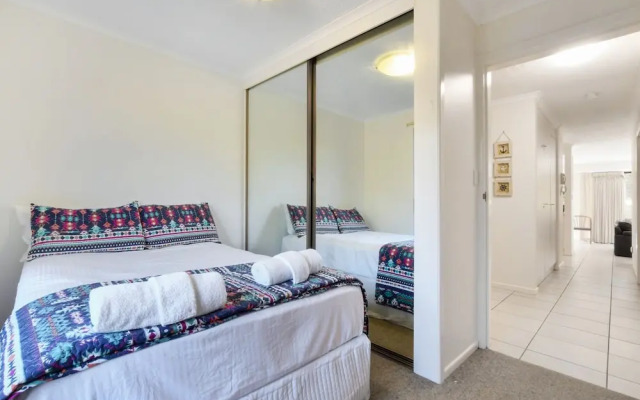 La Mer Apartments