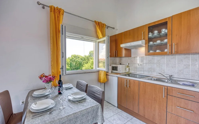 Seaview Apartment in Pasman A2