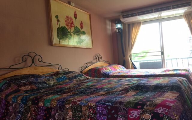 Baan Khun Mae Apartment