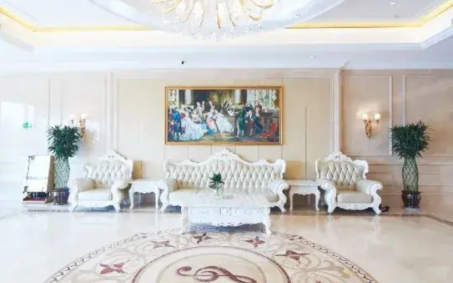 Vienna Hotel (Zhengzhou Huiji Wanda Branch)