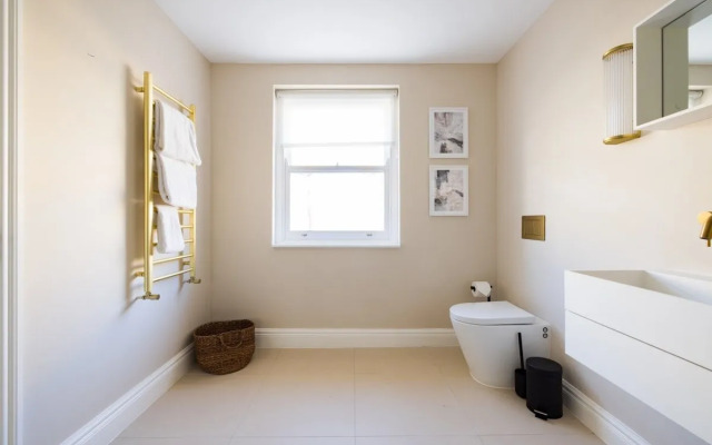 The Greenwich Hideaway - Glamorous 4bdr House With Garden