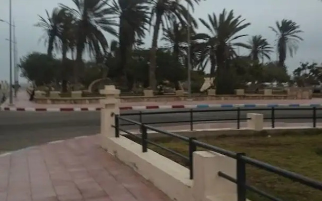 Dakhala sky blue