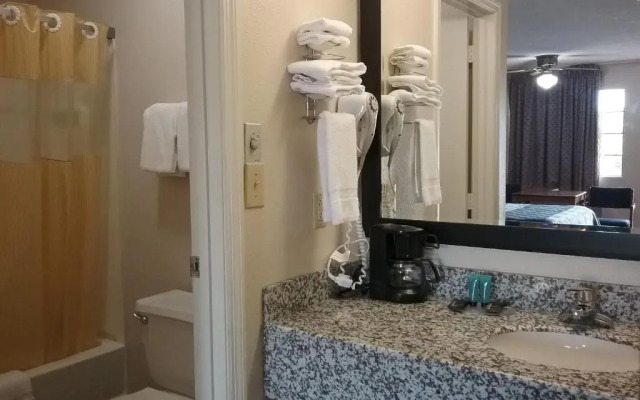 Days Inn/ Blue Ridge