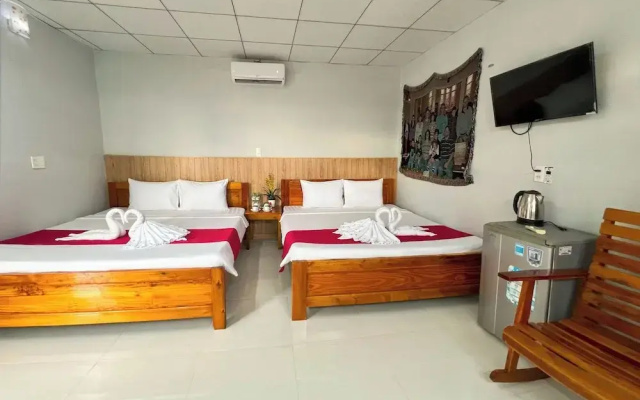 Sea Breeze Resort & Spa