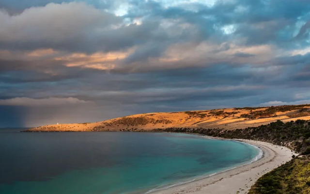 Antechamber Bay Retreats