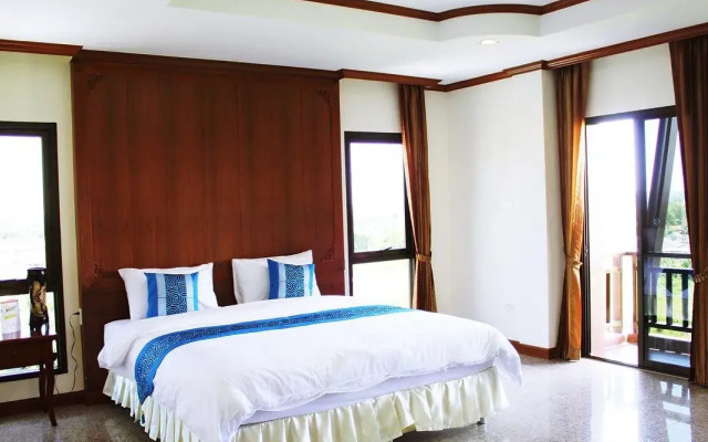 CY Hotel & Residence