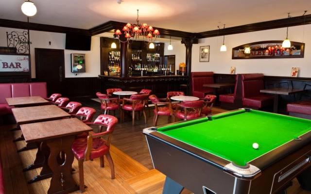 Caledonia Hotel
