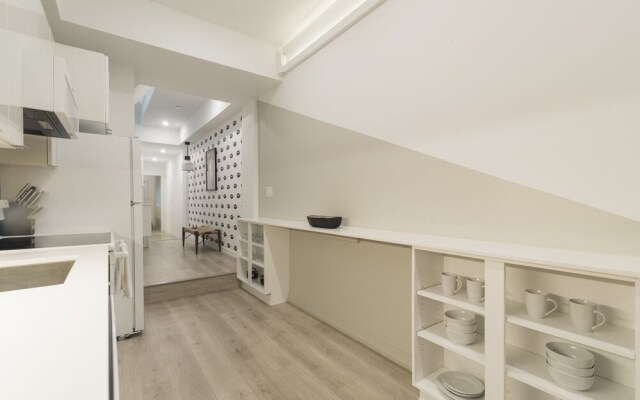 Abode XS House Walk to Convention Center